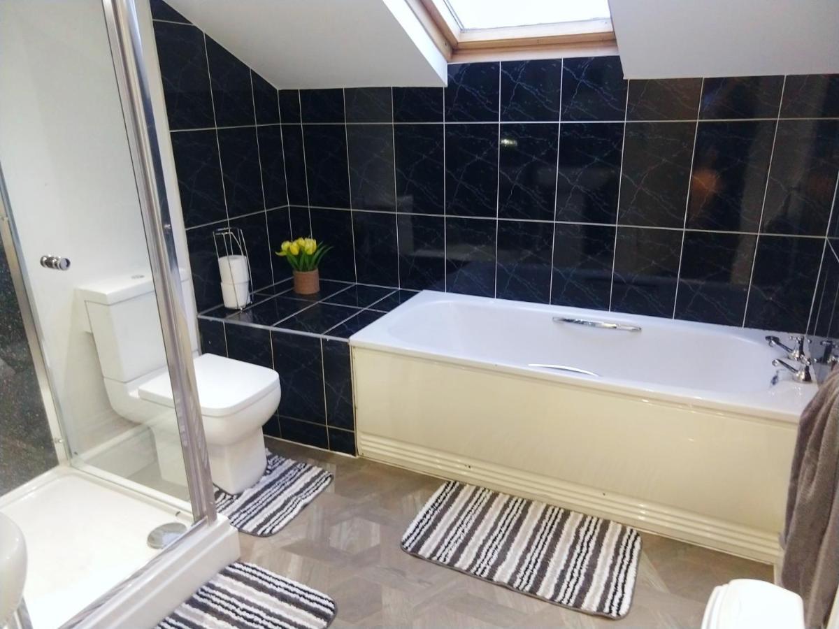 Derwent Street Apartment 3 - Self Contained - 2 Bed Self Catering Apartment Workington Buitenkant foto