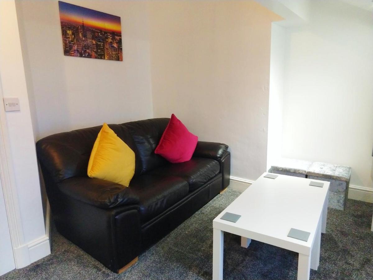 Derwent Street Apartment 3 - Self Contained - 2 Bed Self Catering Apartment Workington Buitenkant foto